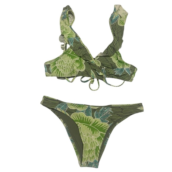 aerie Other - Aerie Green Floral Bikini Set top size is M and bikini bottom is size S